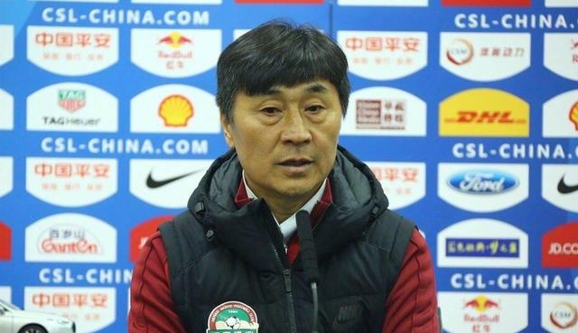 鸟头鹿身的司风异兽飞廉、以及IMAX专属剧照中代表大火之兆的司火异兽毕方，在城内引发席卷一切的劫难